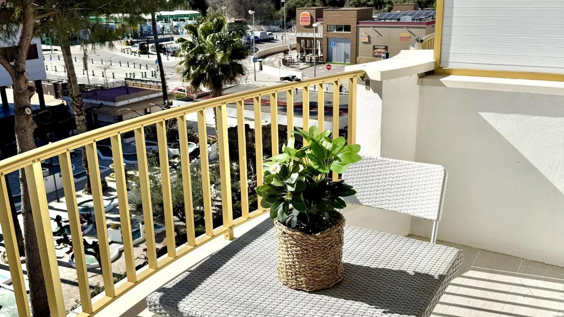 Apartbeach Internacional Y Vistas Playa Cambrils 0*,  Hiszpania