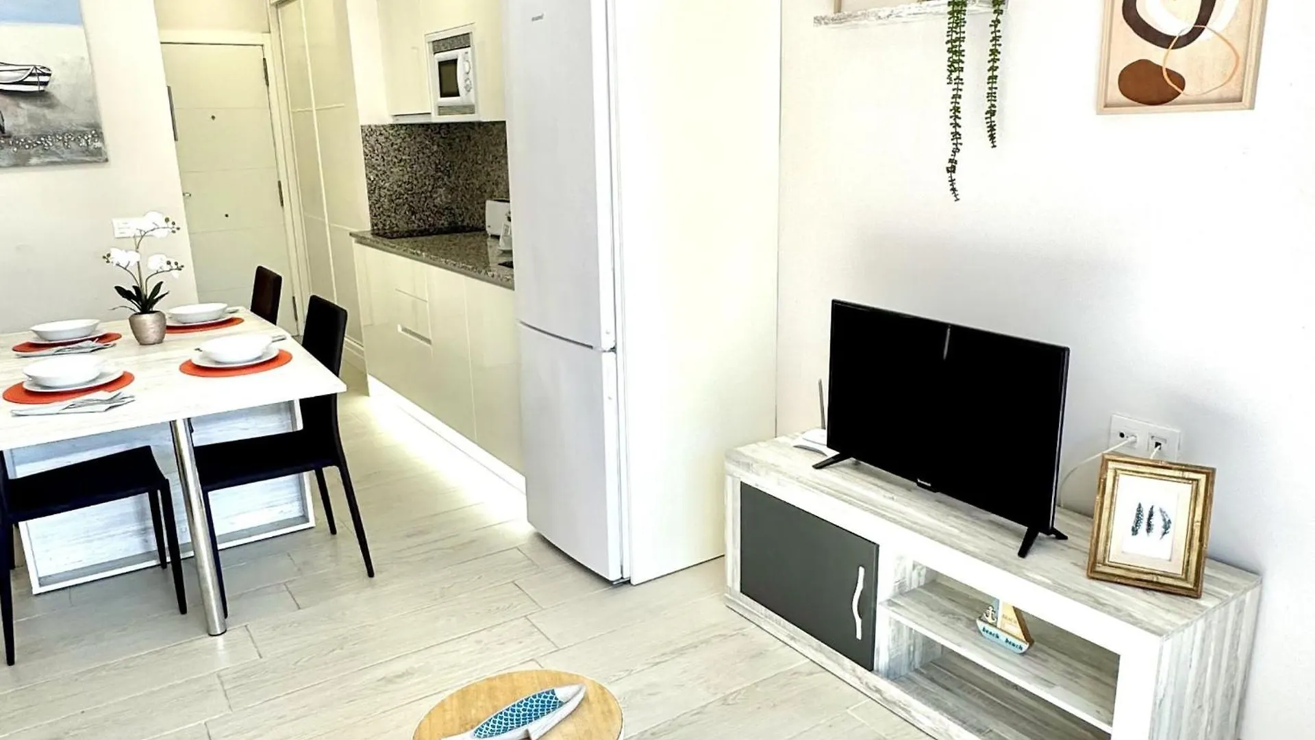 Apartbeach Internacional Y Vistas Playa Cambrils Apartament